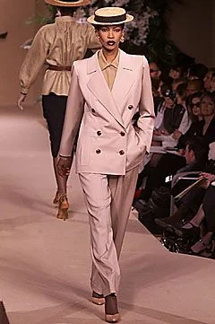 Look 18